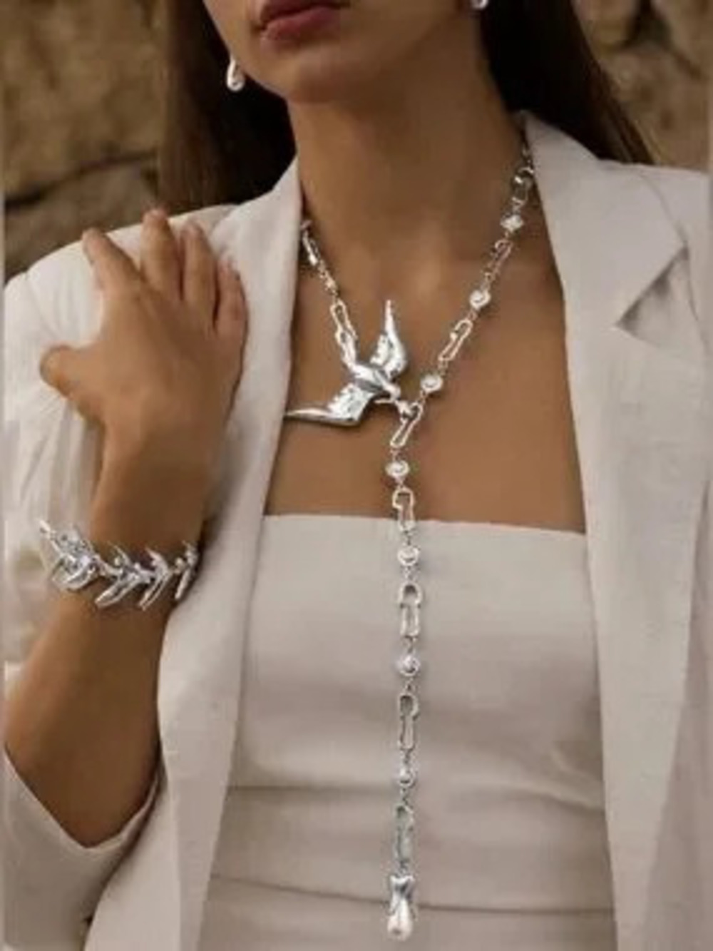 Elysian Swallow Pearl Drop Lariat Necklace